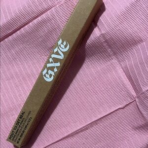 GXVE Pout to Get Real Lip Liner - Red